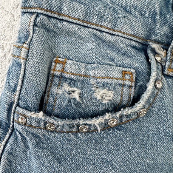 Zara Denim Shorts Gemstone Rhinestone Bejeweled Studs Distressed Size 4 Blue - Picture 4 of 11